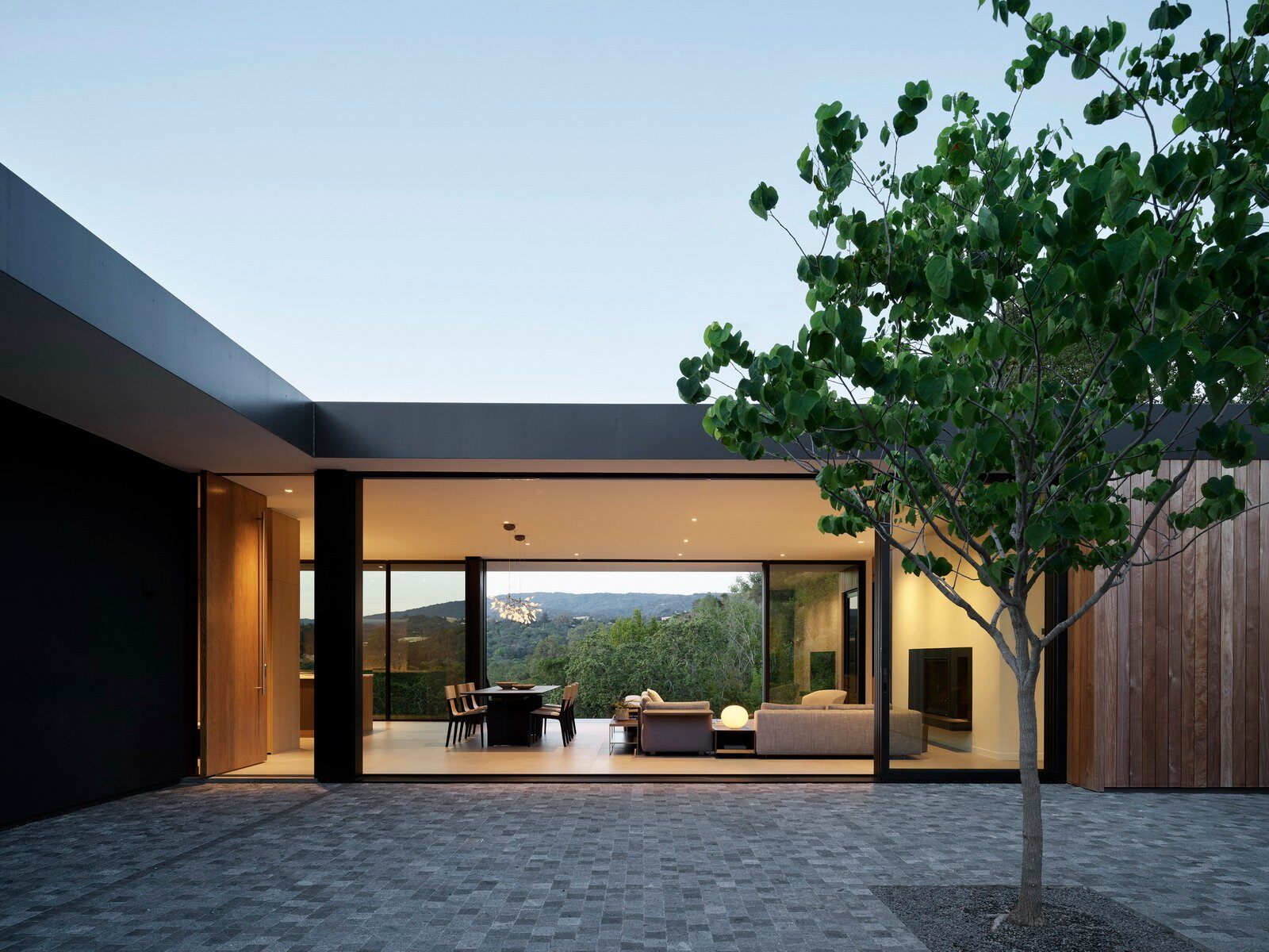 Residential Design: How to Invite the Outside, In image